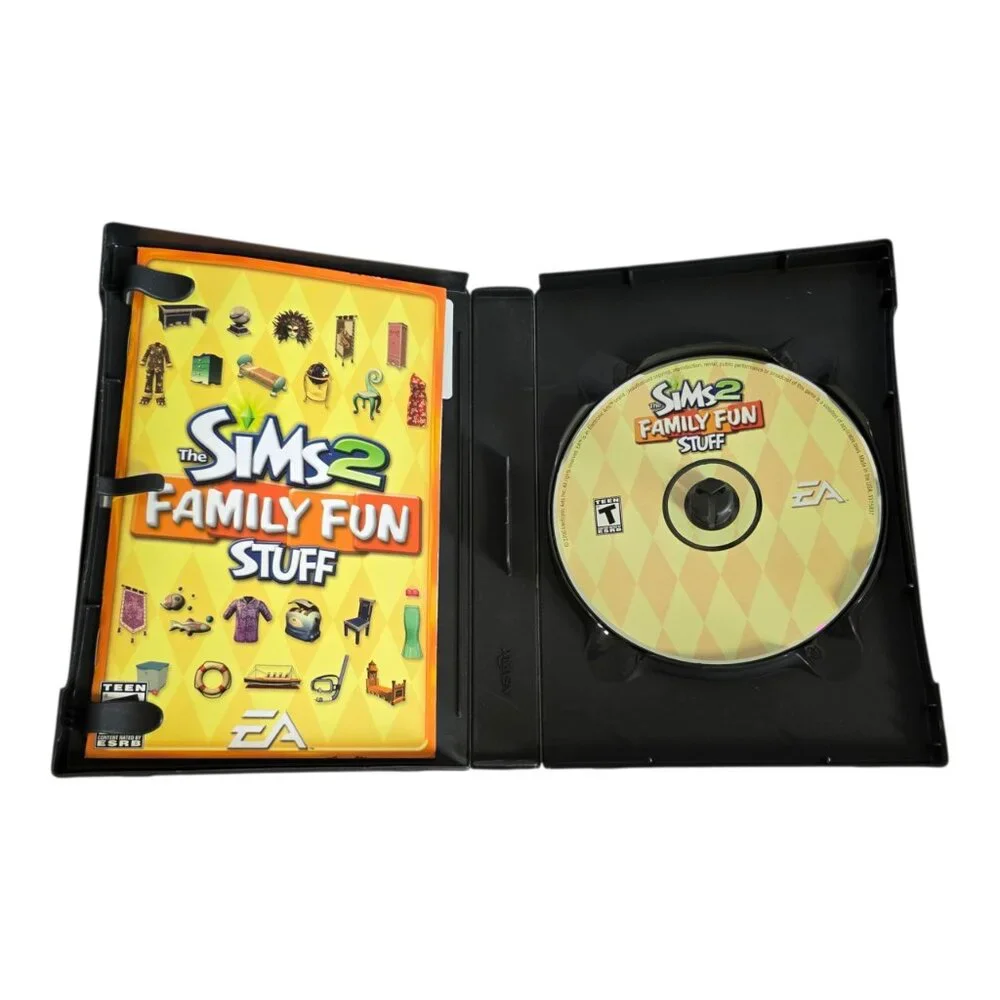 The Sims 2: Family Fun Stuff for PC (Windows, 2006) CIB Complete!